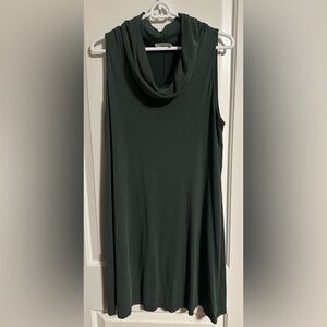 A must have green dress. Size M.